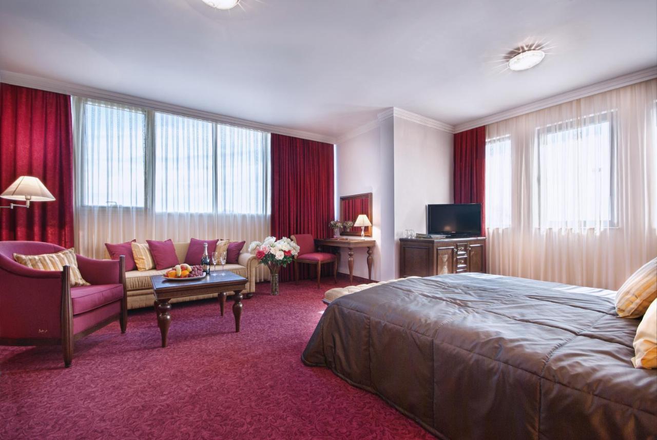 פלובדיב Hotel Chiirite מראה חיצוני תמונה