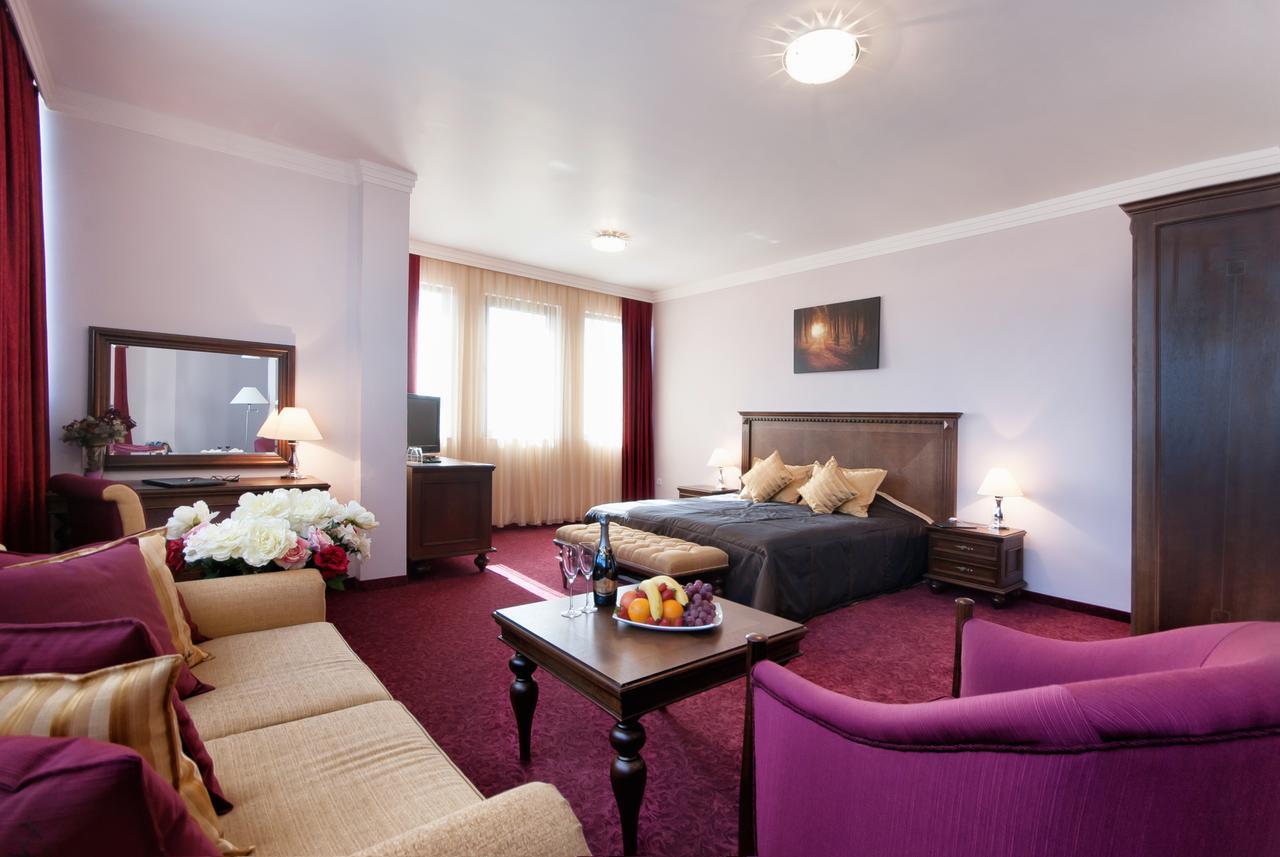 פלובדיב Hotel Chiirite מראה חיצוני תמונה