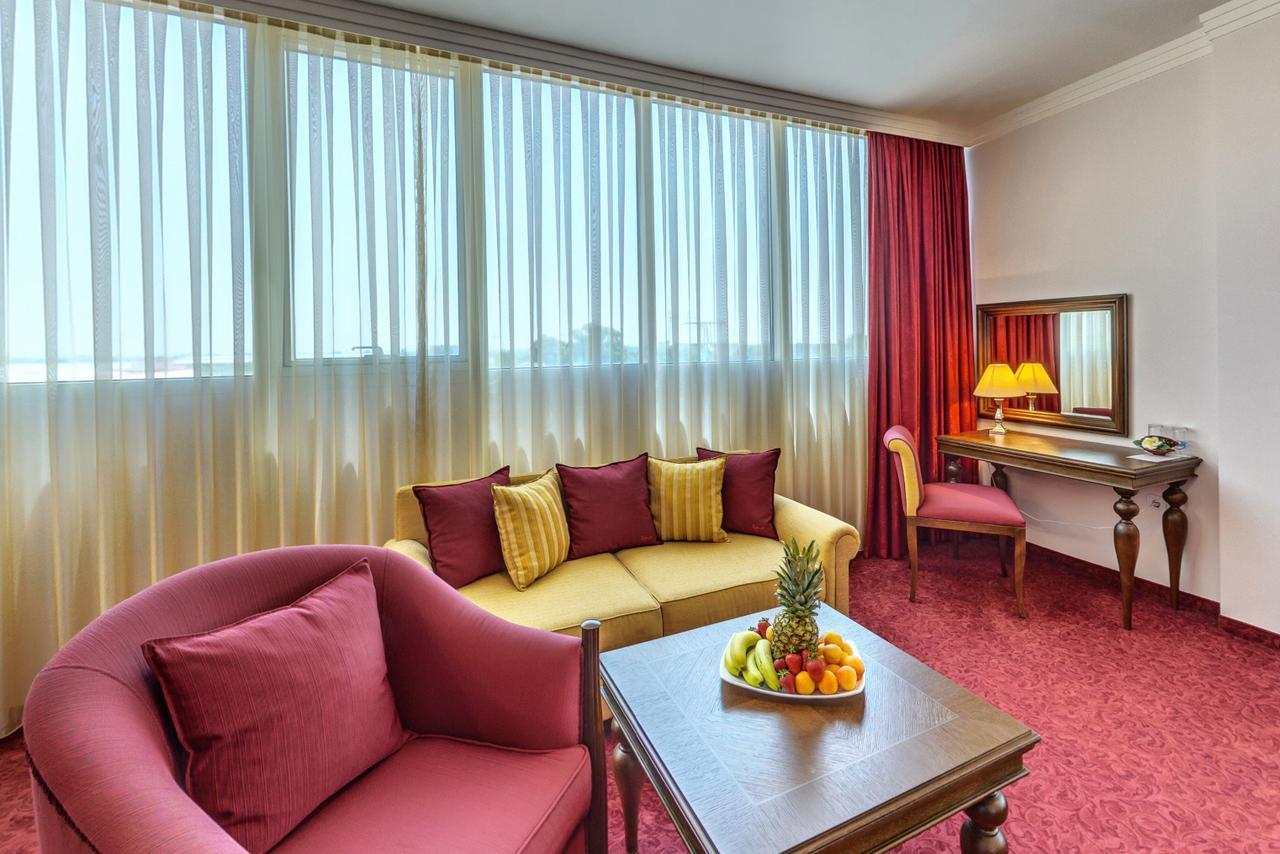פלובדיב Hotel Chiirite מראה חיצוני תמונה